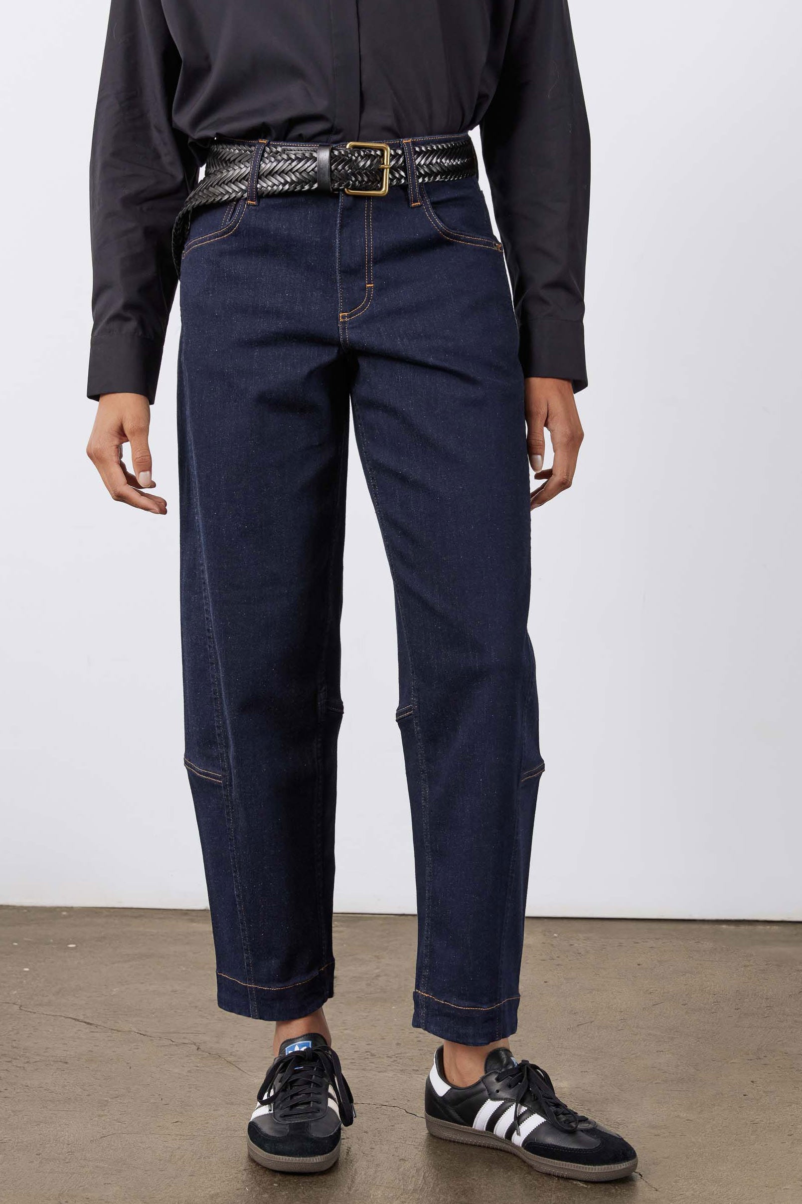 The Ultimate Barrel Leg Jeans 2.0 | Nyx Dark Wash – Ruti