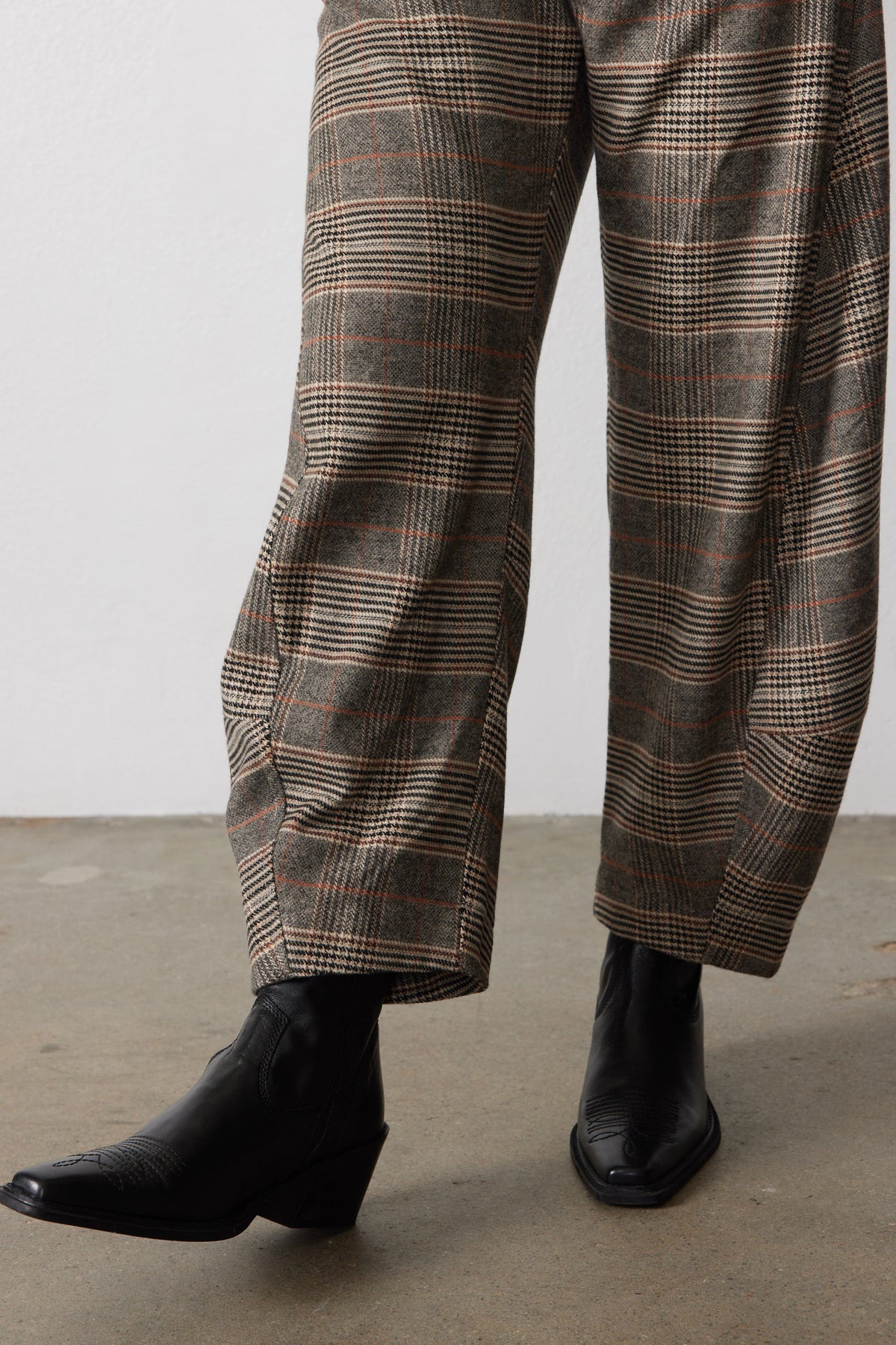 Brown plaid barrel pants with wide leg and straight hem opening