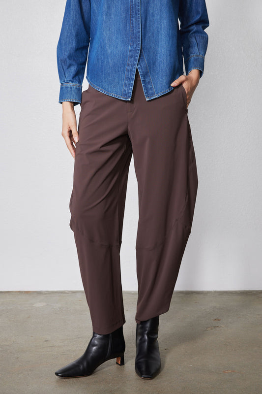 Coffee brown wide-leg pants with front pleats and ankle length hem