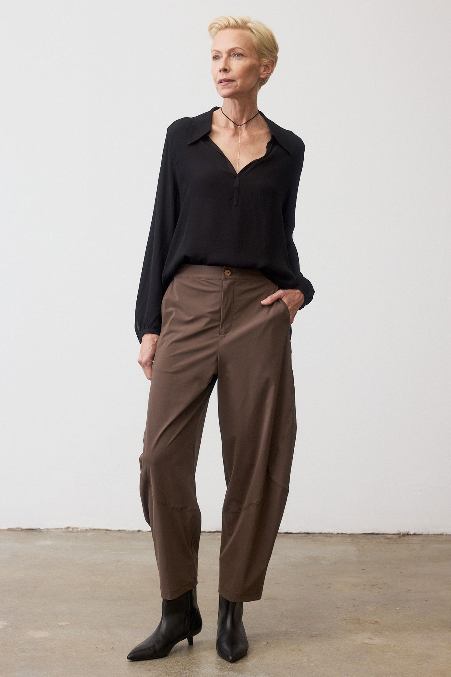 The Petite Wide-ish Pants