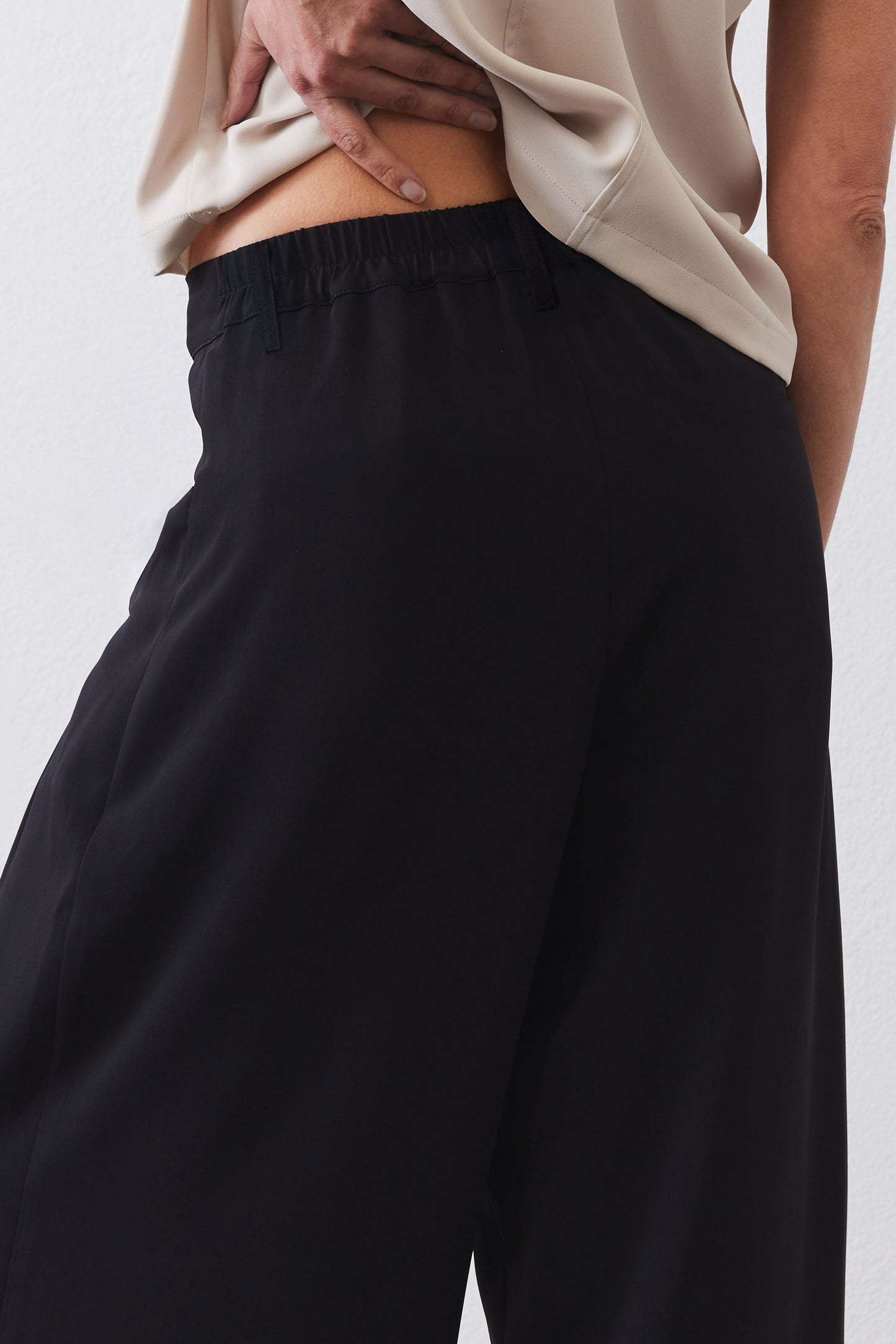 The Keen Wide Leg Trouser