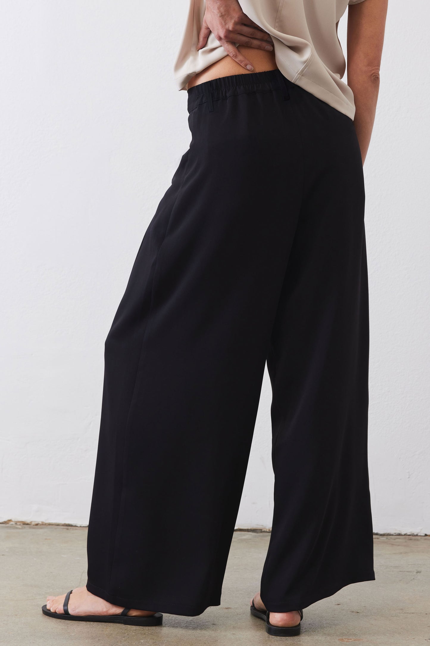 The Keen Wide Leg Trouser