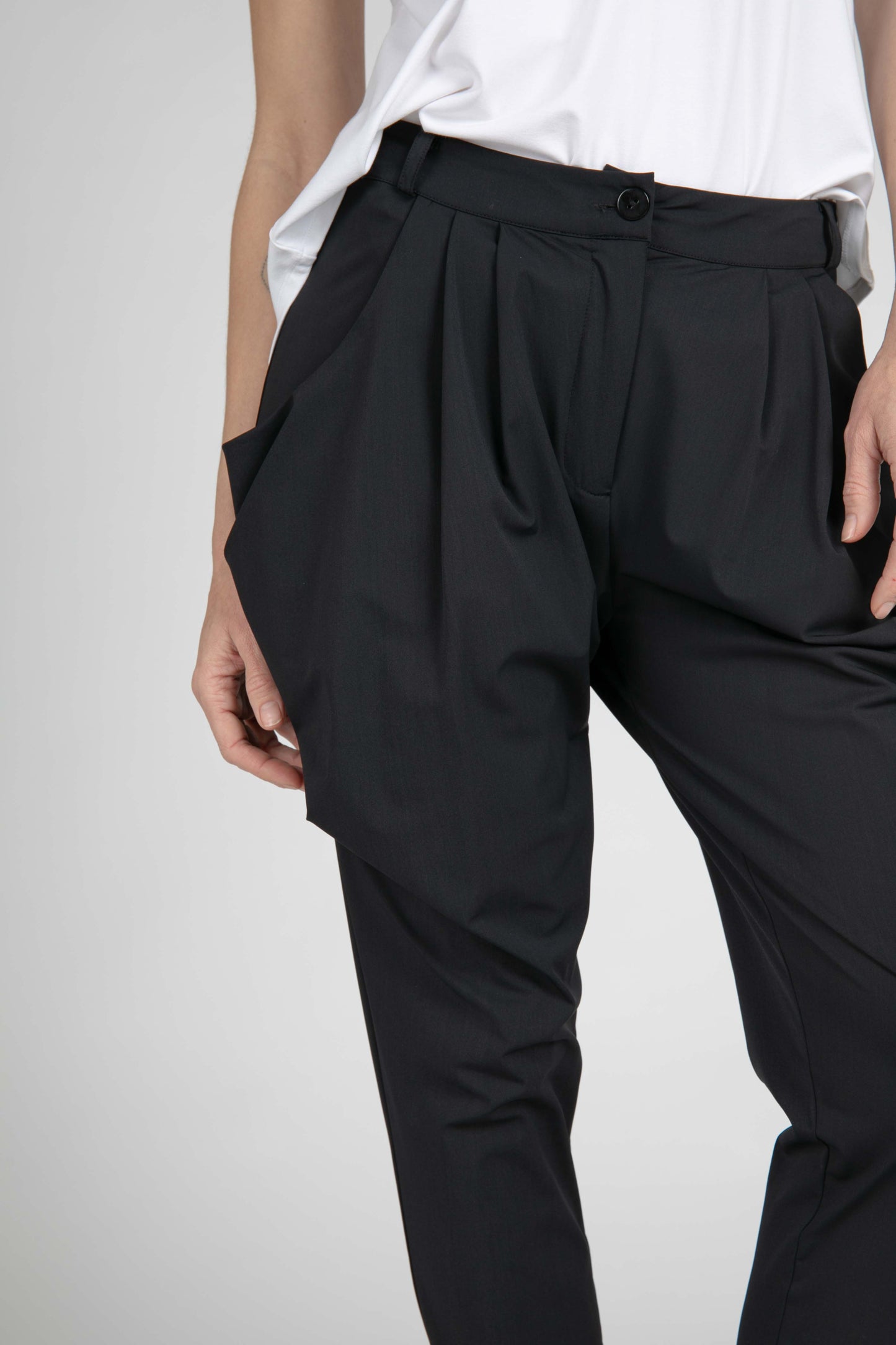 Sapphire Black Pleated Trousers