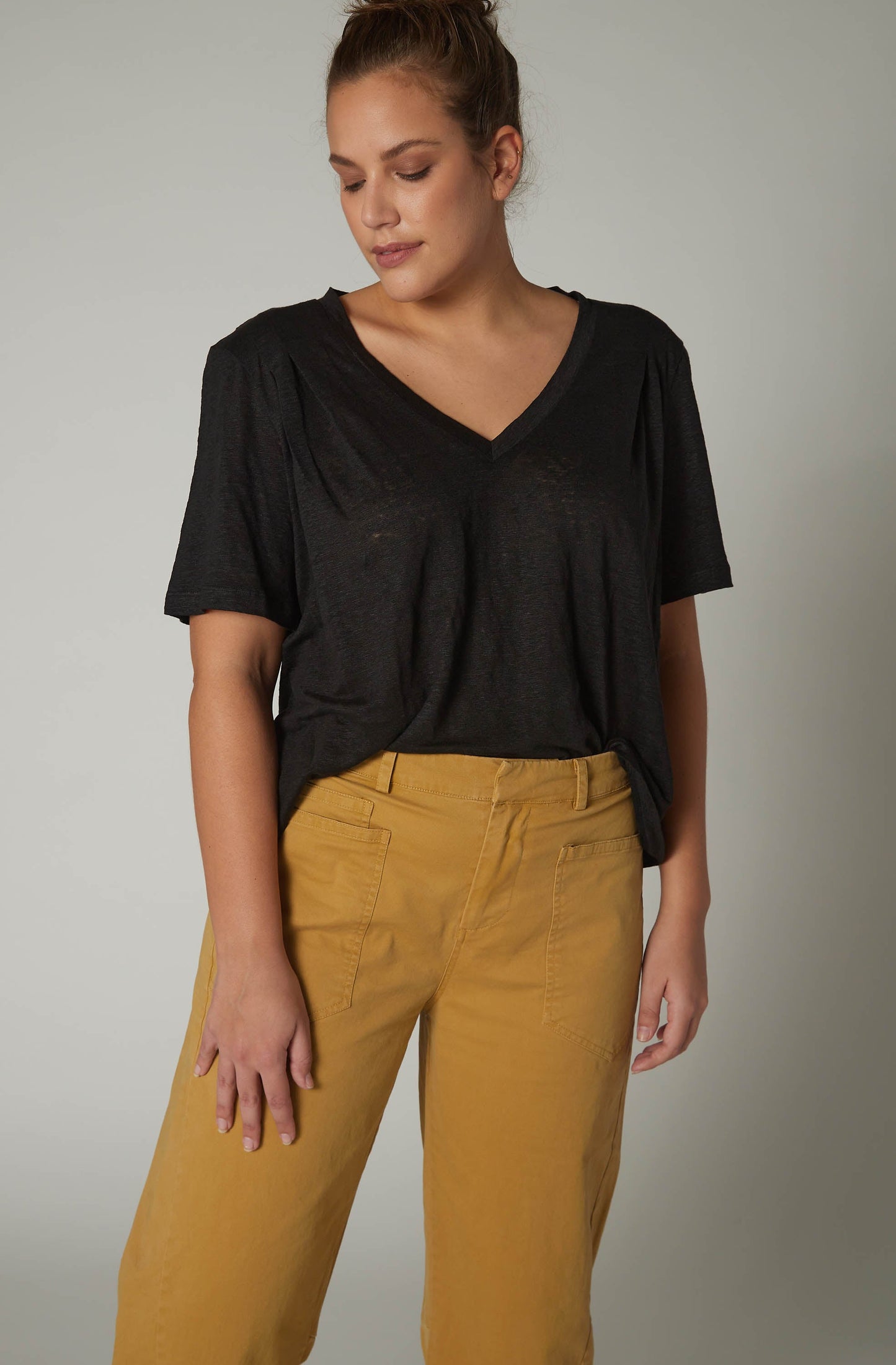 All in the Details Linen Half Sleeve Top